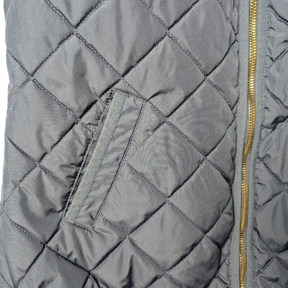 Old Navy Women's Small Blue Quilted Vest Lightweight Zipper Pockets Like New - Picture 6 of 10